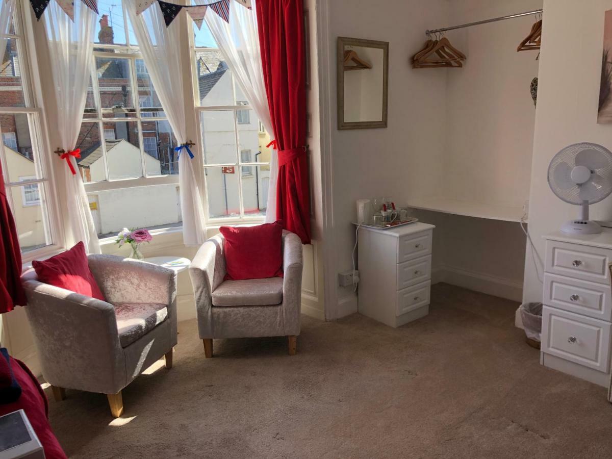 Beachcomber Guesthouse Weymouth Exterior photo